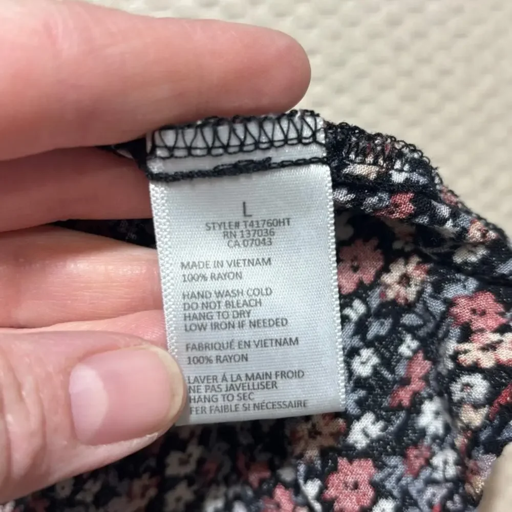 Paper Crane Black Floral Ruffle Sleeve Crop Top Blouse Women's Size Large - Picture 5 of 8